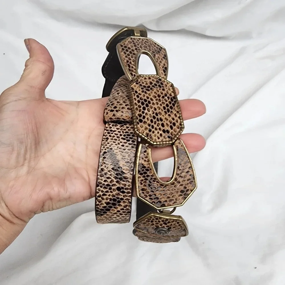 Chicos‎ Snakeskin Expandable Belt.L